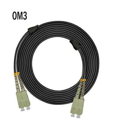 Multimode Fiber Optic Patch Cord Dengan Panjang yang Dapat Dikustomisasi Dan Kerugian Masukan Rendah &lt;0.3dB