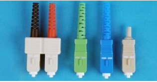 SC Simplex/Duplex Fiber Optic Connector Tipe multi-piece / Tipe satu bagian