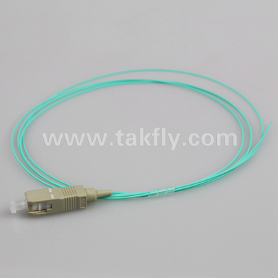 SC UPC 0.9mm SX OM3 Pigtail Serat Optik 1.5M dengan High Return Loss UPC SM≥50dB dan Low Intertion Loss ≤0.3dB