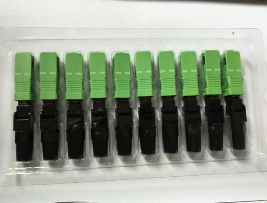 Fast Connect Fiber Connectors for Drop Cable / Indoor Cable with Lock memegang keandalan serat