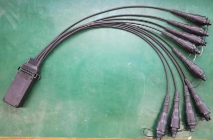 OM1/OM2 Fiber Type SuperTap Connector Pemasangan cepat untuk Mini FiberHub CLOSURE
