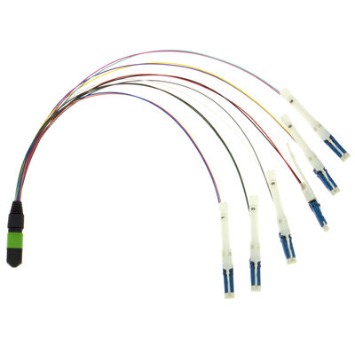 Kabel Patch Serat Optik MPO-CS Breakout Serat Optik untuk Pusat Data