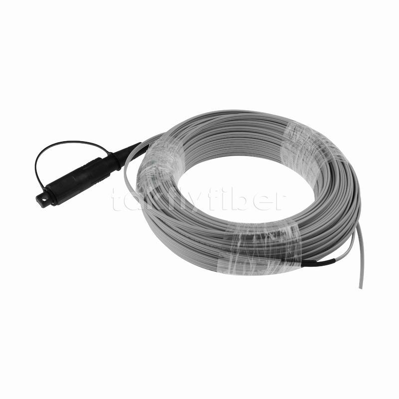 1 Inti Optitap yang telah ditentukan SC/APC Gambar 8 FTTH Fiber Optic Drop Cable Pigtail 40M G657A LSZH 0.25μd Jaket gesekan rendah dengan kawat baja utusan galvanis 1.0mm