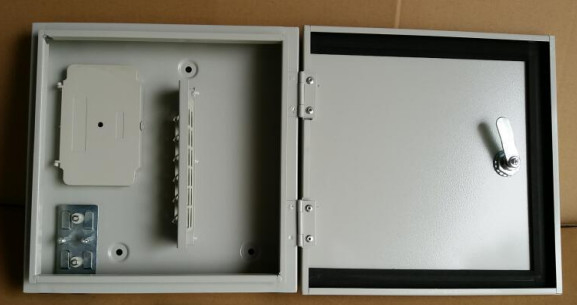 ODF-OW12B Outdoor Wall Type Fiber Optic Distribution Frame Untuk Kabel Optik Luar Ruang, Kabel Patch Optik Dan Pigtail Optik.