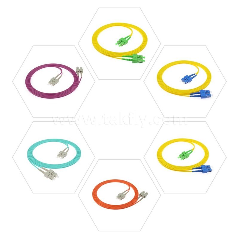 Kabel Patch Fiber Optik OEM LC/Sc/FC/St Singlemode/Multimode Upc/APC Simplex/Duplex